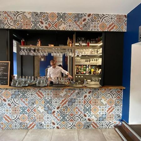 Hotel Restaurant La Place แซ็ง-ตาม็อง-มงทรง ภายนอก รูปภาพ