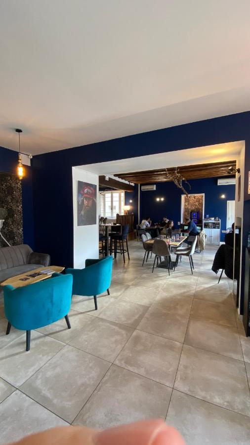 Hotel Restaurant La Place แซ็ง-ตาม็อง-มงทรง ภายนอก รูปภาพ